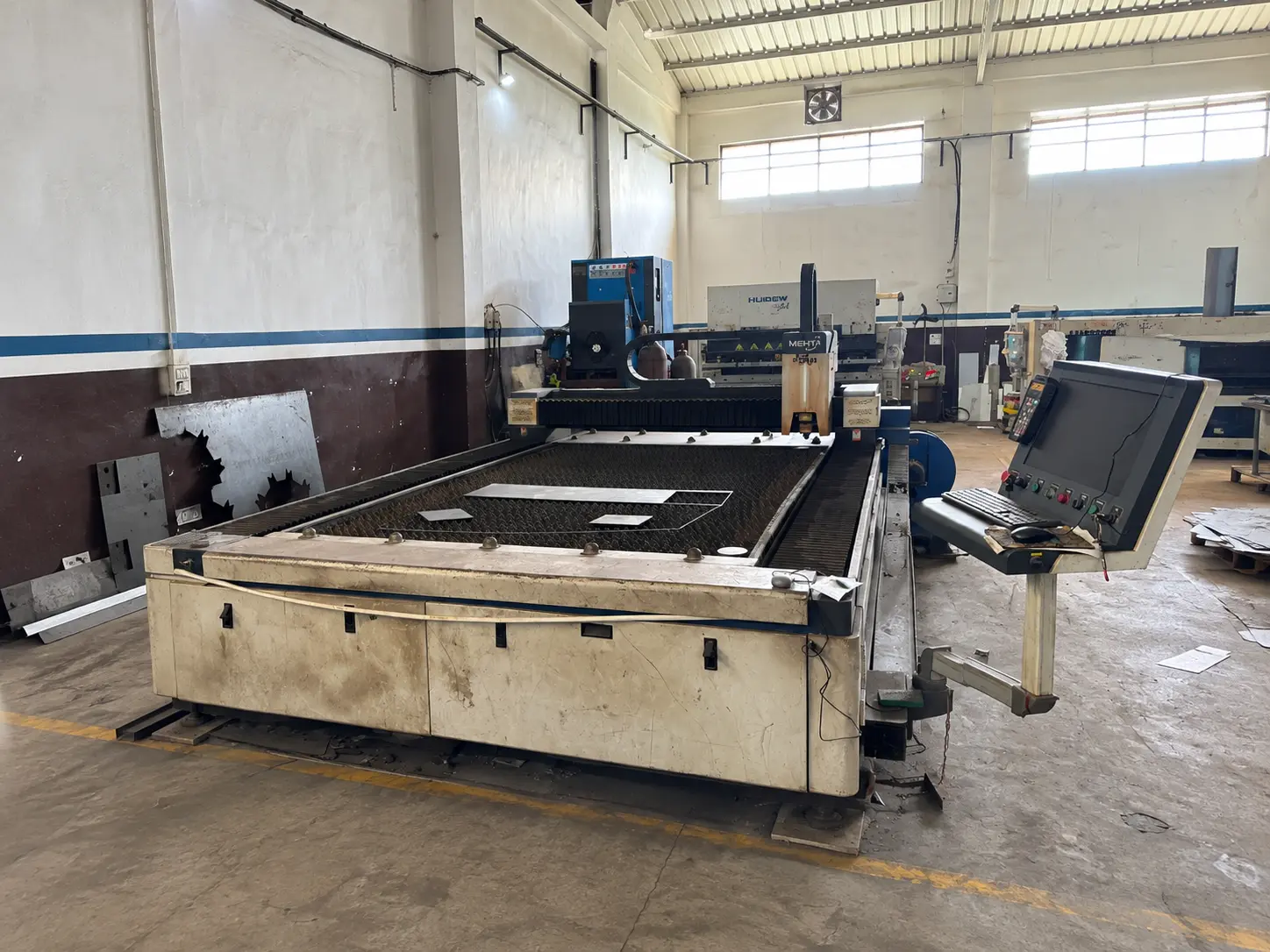Advanced Cutting Machines for Industrial Manufacturing
